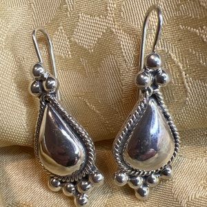 Vintage CII 925 Mexico, sterling silver ear wires, teardrop earrings